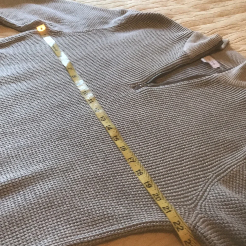 Calvin Klein Gray Quarter Zip Sweater Size Large